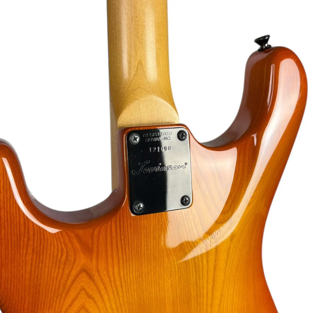 Blade Levinson Blade