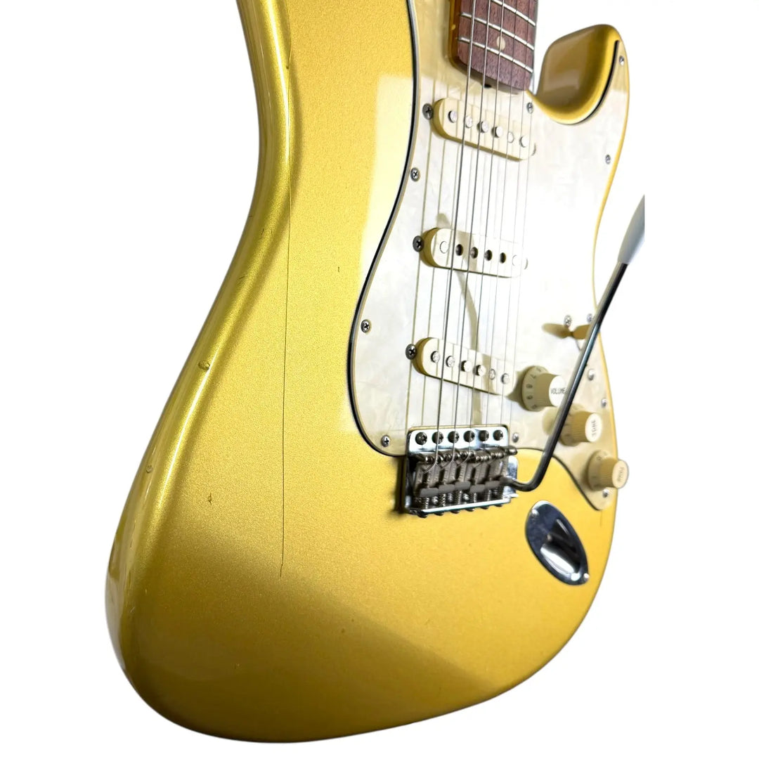 Fender Japan ST62-65AS 40th Anniversary 62‘ Reissue Stratocaster - Gold - Matching Headstock Fender