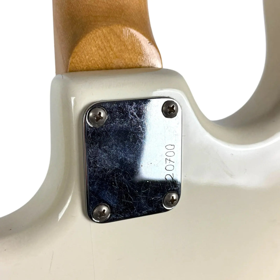 Burns Hank Marvin Signature - White Marvin