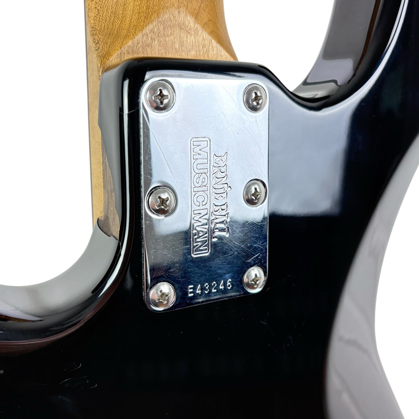 Music Man Ernie Ball StingRay Bajo 3 EQ 2004 - Negro