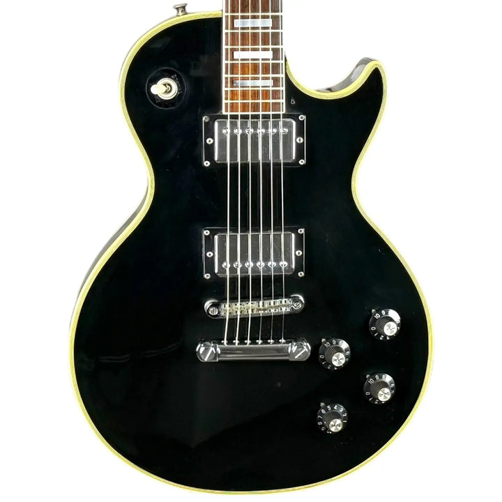 Mike Tyson Pat´s Guitars