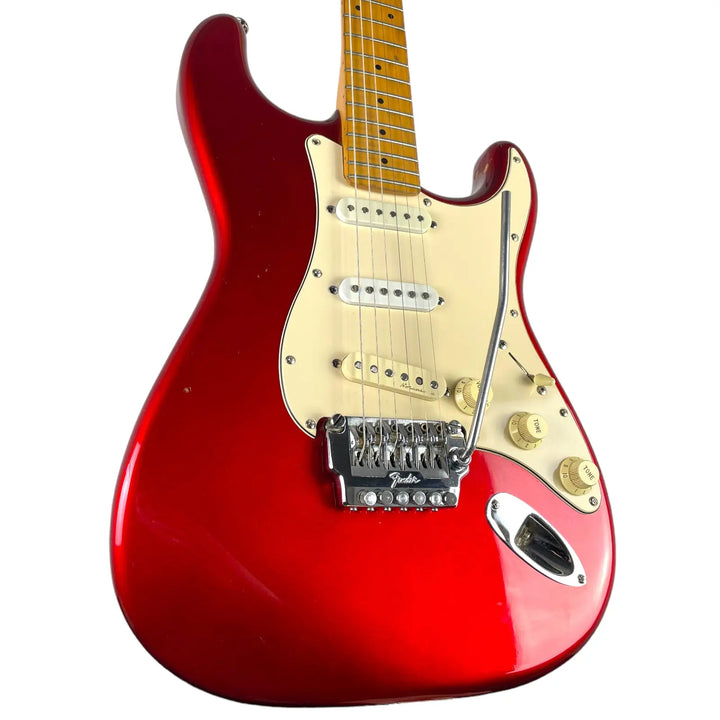 Fender MIJ Stratocaster Contemporary Kahler 1985-1986 - Candy Apple Red - Pat´s Guitars