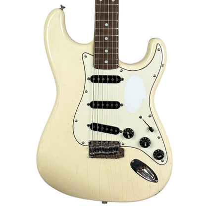 Squier by Fender Japan ST-398 72 Reissue Stratocaster 1983–1984 – Vintage White