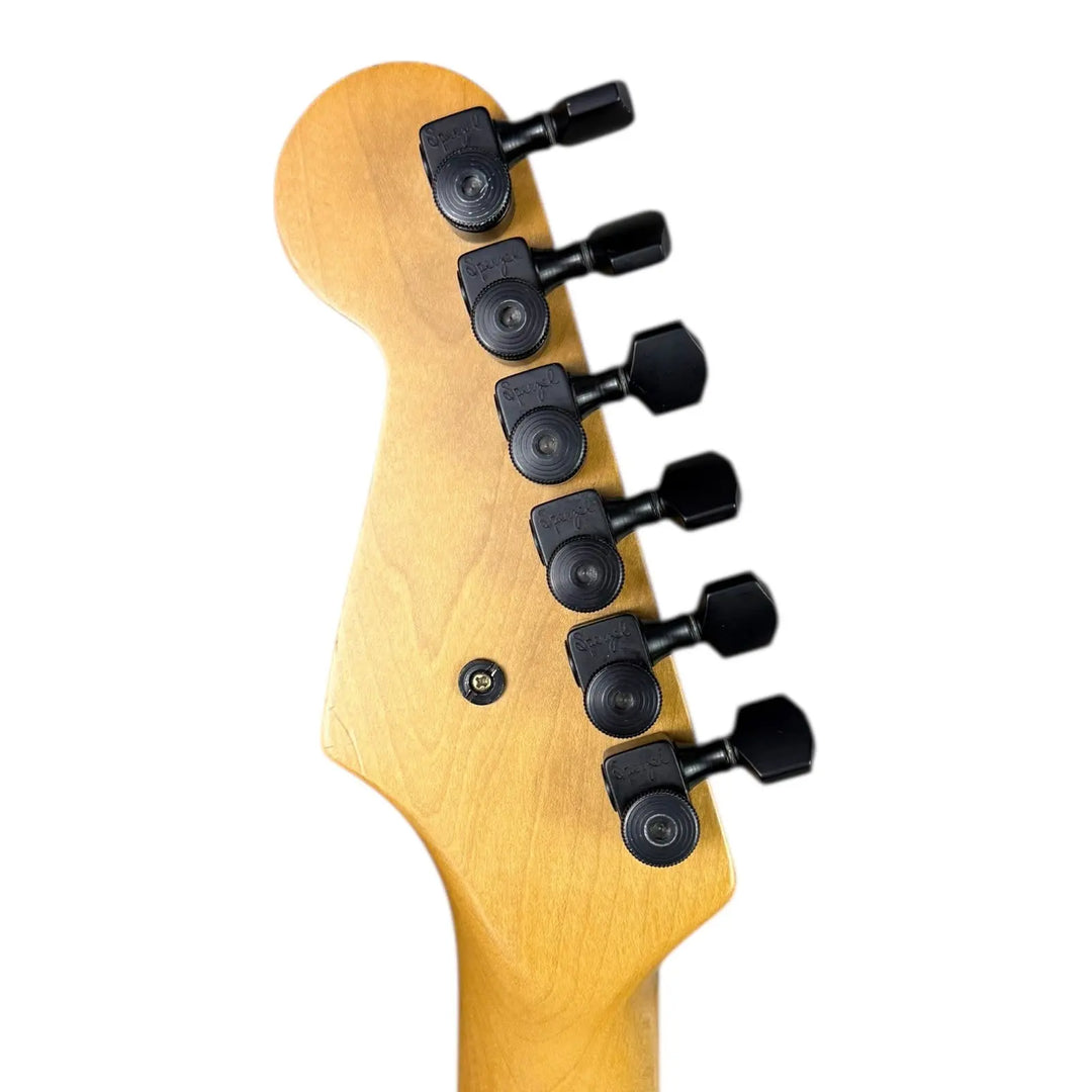 Blade Levinson Blade