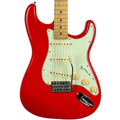 Fender MOD Stratocaster 2011 – rouge Fiesta nitrocellulosique