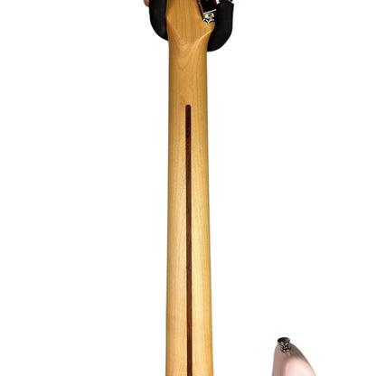 Fender Stratocaster Rose Fender