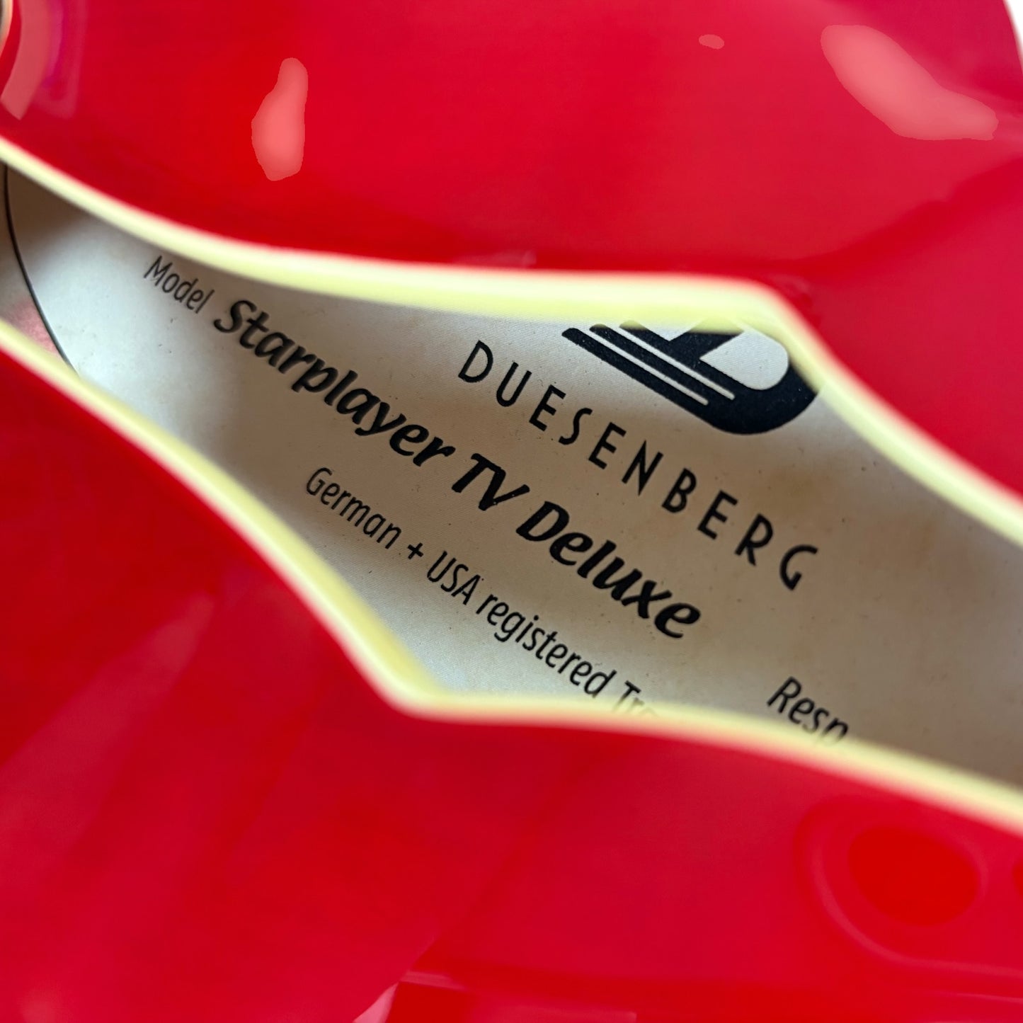 Duesenberg Starplayer TV Deluxe 2014 – karmínově červená