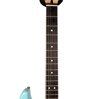 Fender Tom Delonge Signature Stratocaster 2023 - Daphne Blue