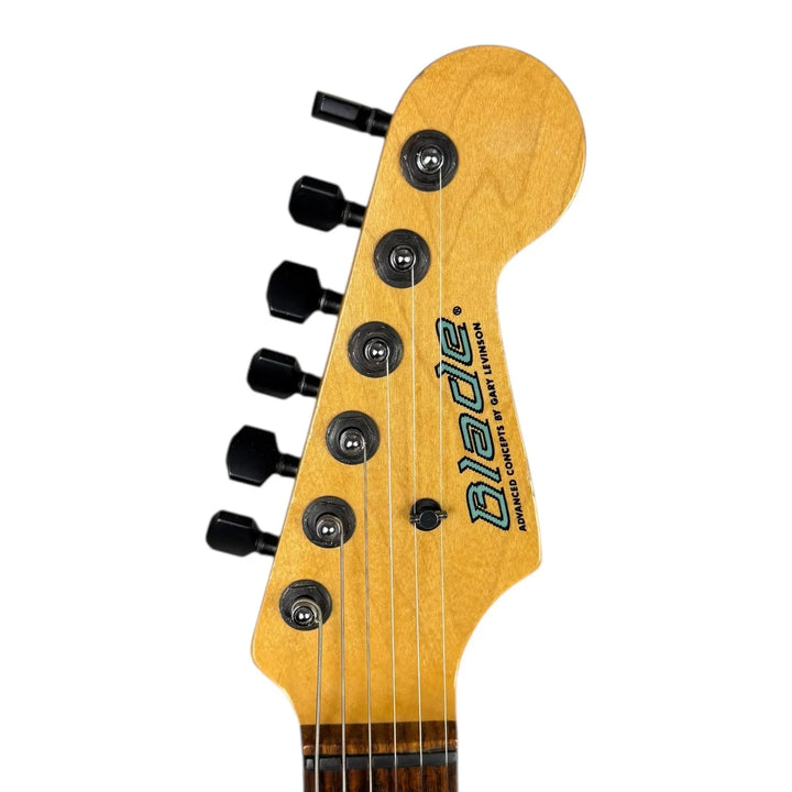 Blade Levinson Blade