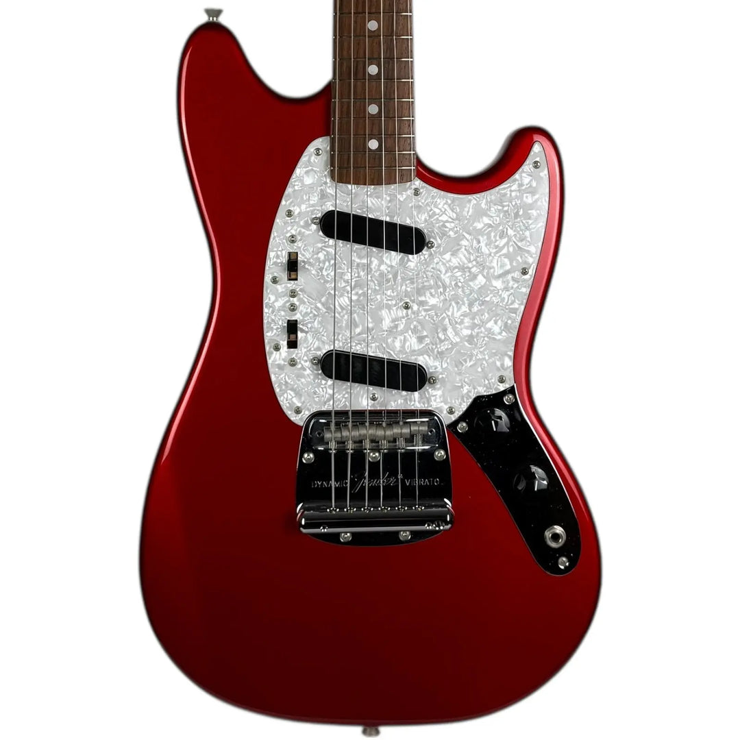Fender Japan Mustang - Candy Apple Red Fender