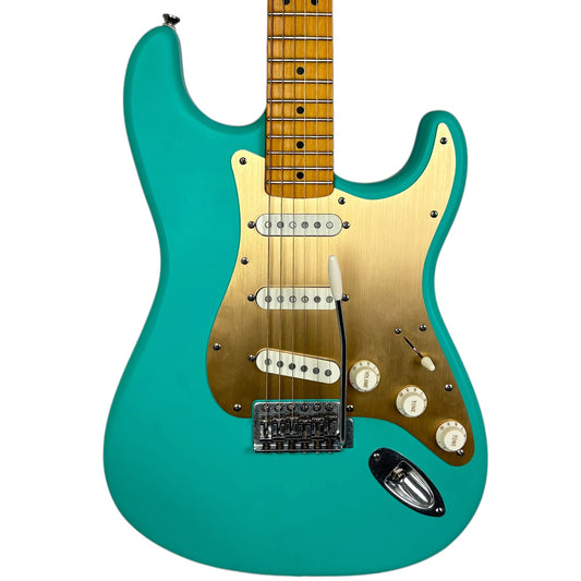 Squier by Fender Stratocaster 40º Aniversário 2022 - Verde Marinho Acetinado