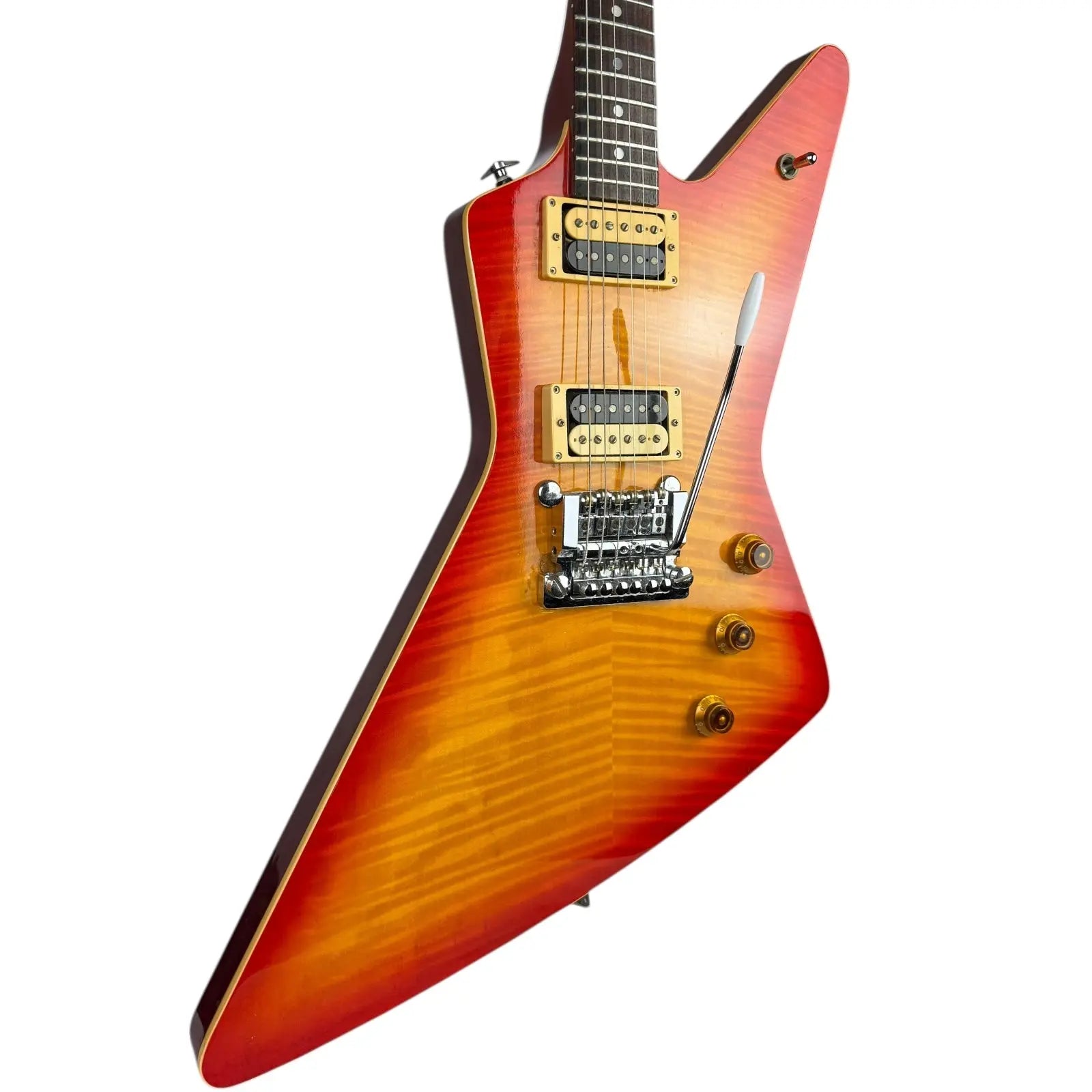 Tokai エクスプローラー 1982 - チェリーサンバースト - Pat´s Guitars