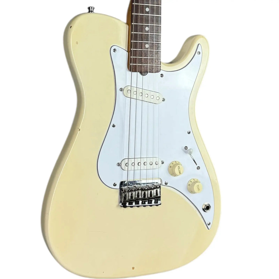 Fender Bullet Deluxe Fender