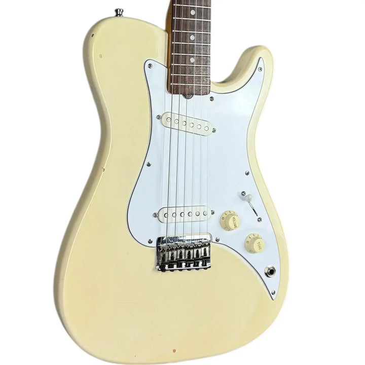 Fender Bullet Deluxe Fender