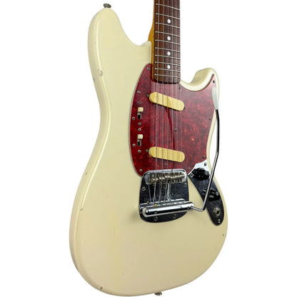 Fender Mustang White Fender
