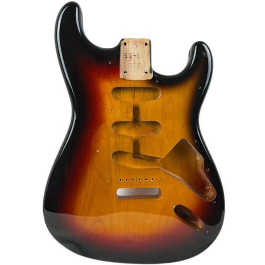 هيكل فيندر اليابان ستراتوكاستر - سنبربرست