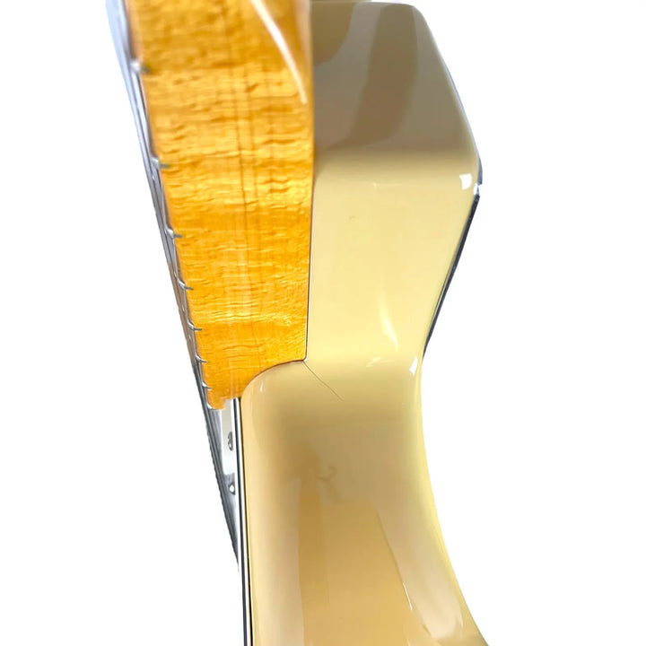 Fender Custom Shop Deluxe Stratocaster 2010 - Abigail Ybarra Pickups - Pat´s Guitars