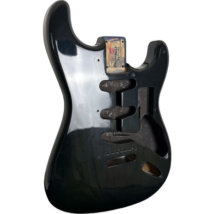 Fender Japan Stratocaster -runko – musta