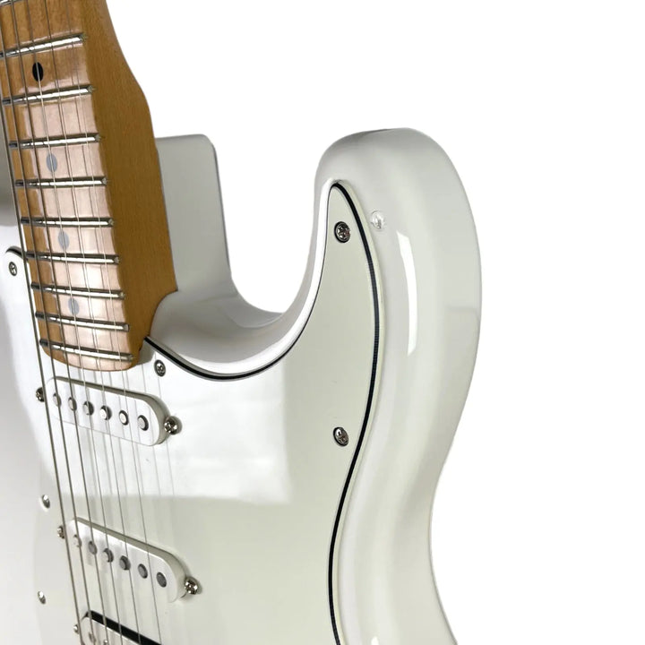 Fender Player Series Stratocaster 2021 - White - Pat´s Guitars