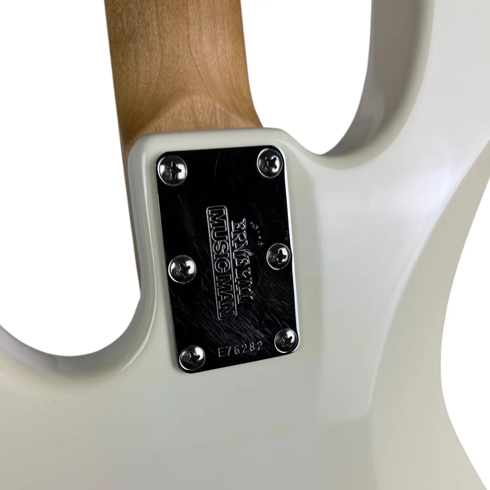 Music Man by Ernie Ball Stingray 3 EQ H 2010 - White Music Man Ernie Ball