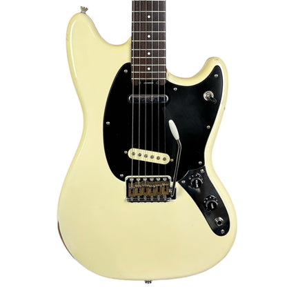 Blade Levinson MG Mustang anni '90 - Vintage White
