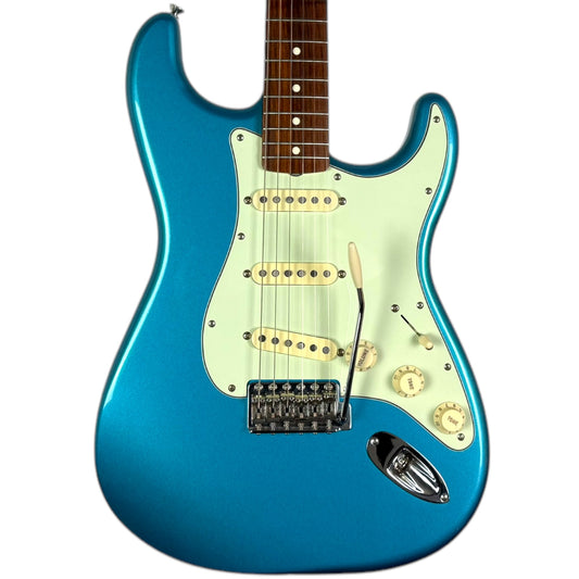 Fender Vintera 60s Stratocaster 2018 - Ice Blue Metallic