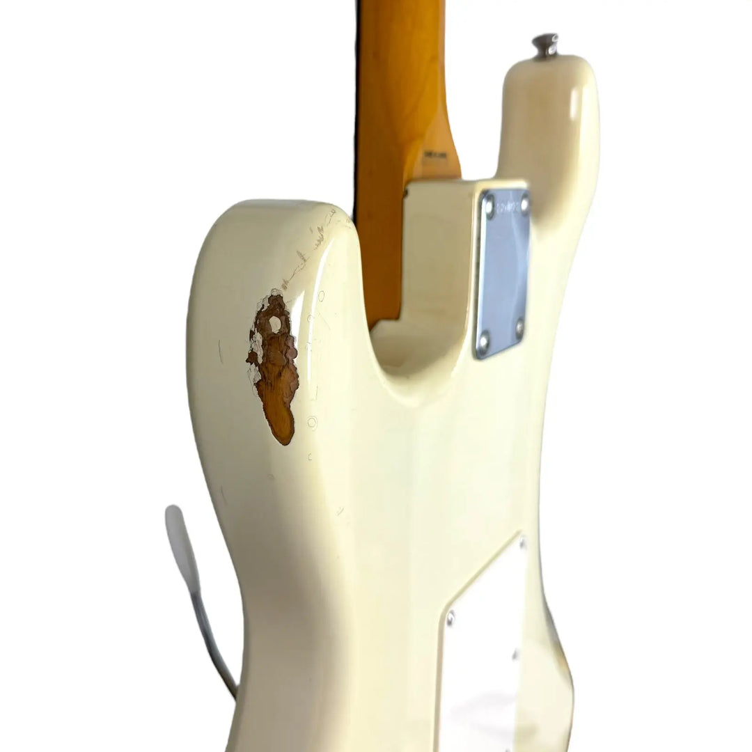 Fender Japan ST62 62’ Reissue Stratocaster 1988-1989 - Vintage White Fender