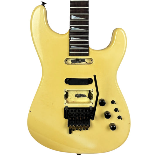 Charvel by Jackson Model 4 - Scalloped - Vintage White - Defekt