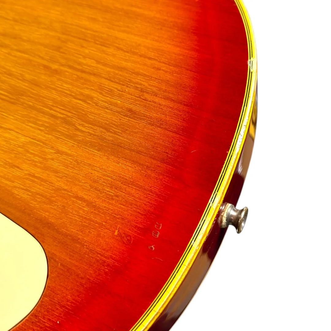 Aria Pro II LP600 Les Paul Custom 1980 - Heritage Cherry Sunburst - Pat´s Guitars