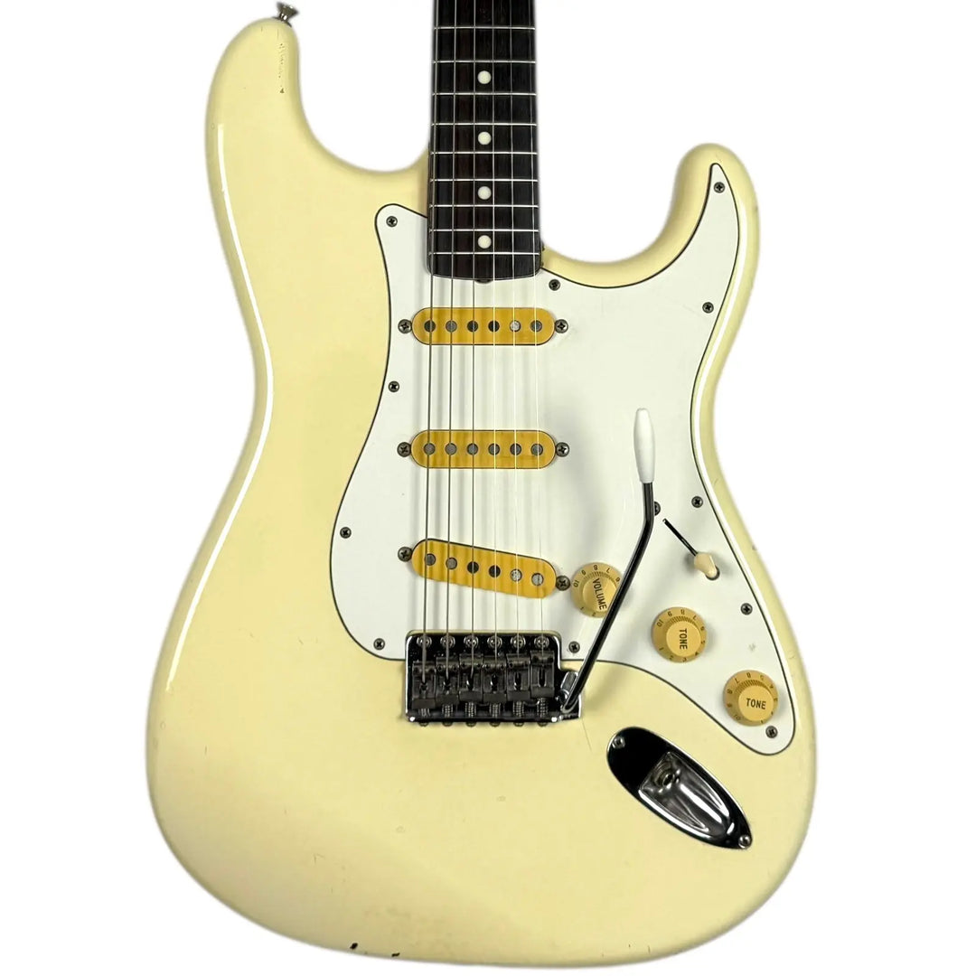 Fender Japan ST62 62’ Reissue Stratocaster 1988-1989 - Vintage White Fender