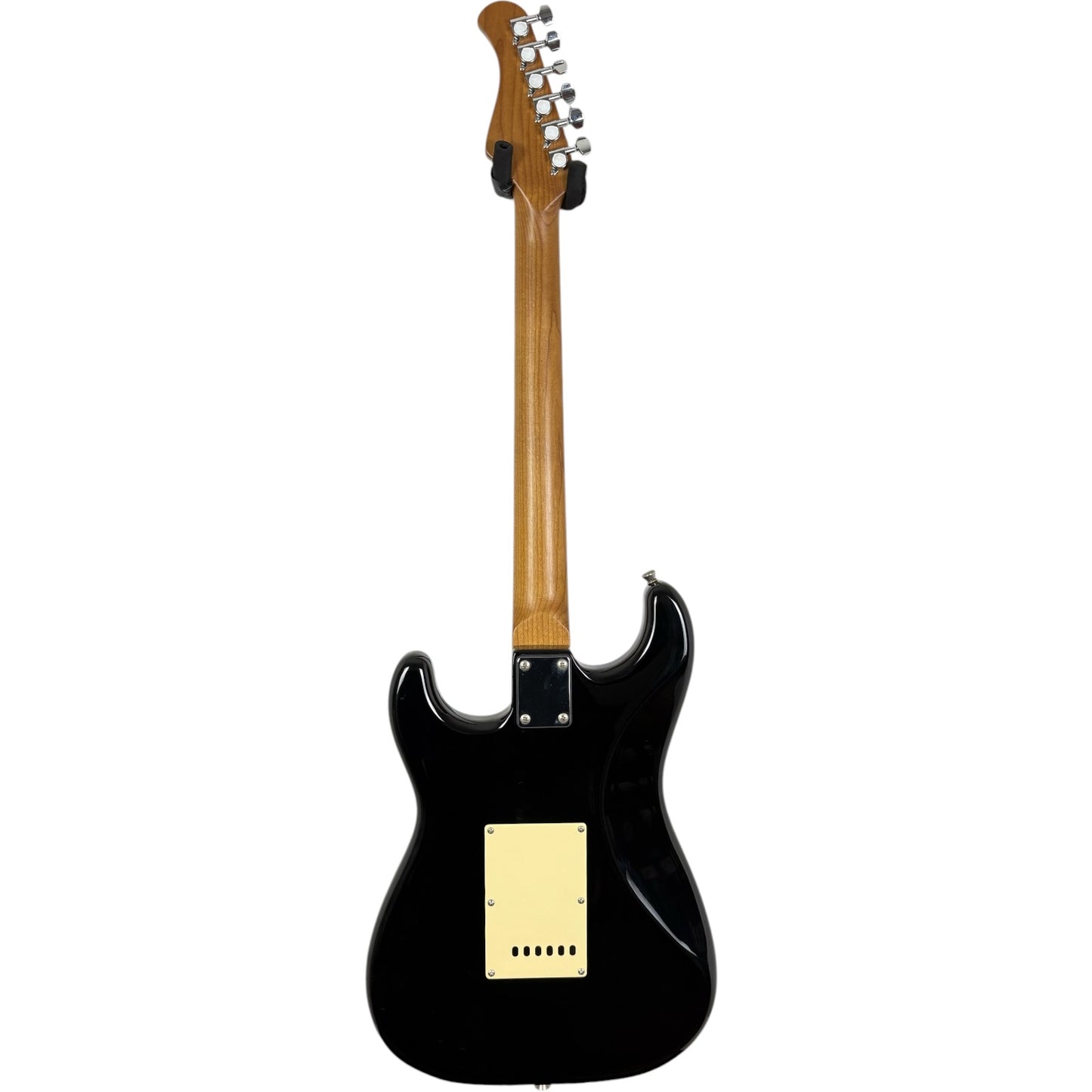 Bacchus Universe Series BST-2-RSM Stratocaster HSS – černá