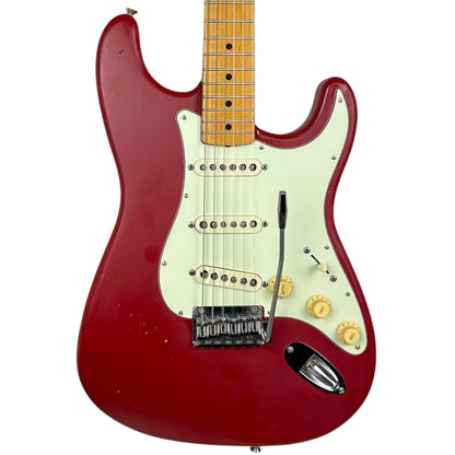 Fender Japan Stratocaster 1988-1989 – přelakováno na červenou