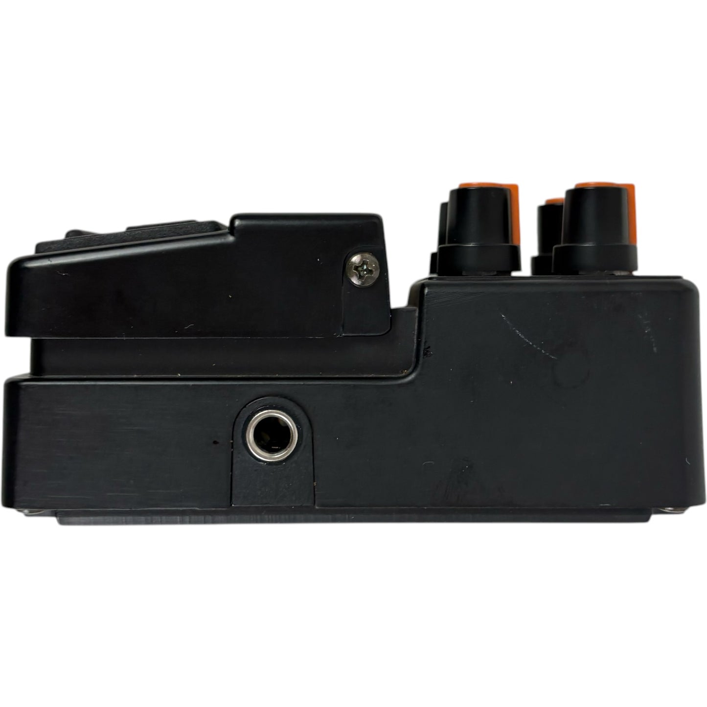 Pedal de efect Yamaha DM-100 Distorsionare cu Modulație