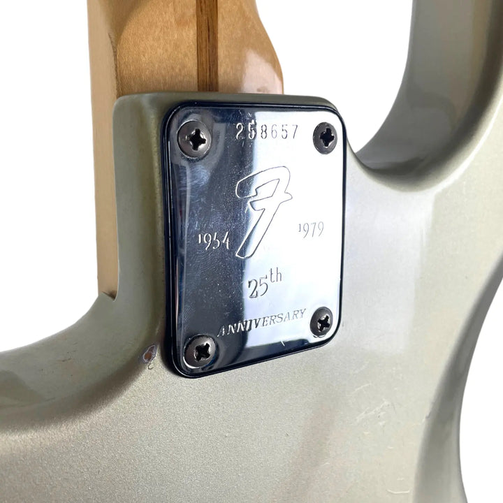 Fender 25th Anniversary Stratocaster 1979 - Silver - Pat´s Guitars