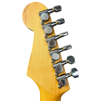 Fender Japan Stratocaster Red Fender