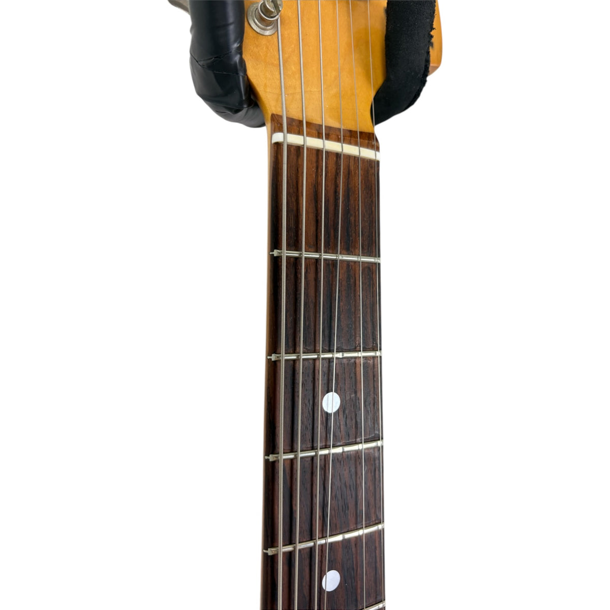 Fender Japan 69 Reissue Mustang 1995-1996 – винтидж бяло