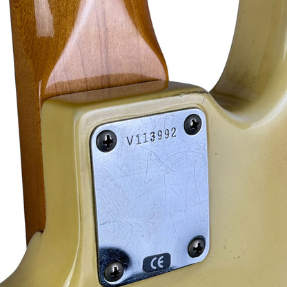 Fender American Vintage Jazz Bass 1998 - vintage bílá