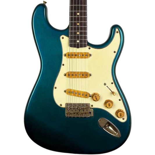 Fender Japan 40th Anniversary Stratocaster 1994-1995 - Lake Placid Blue