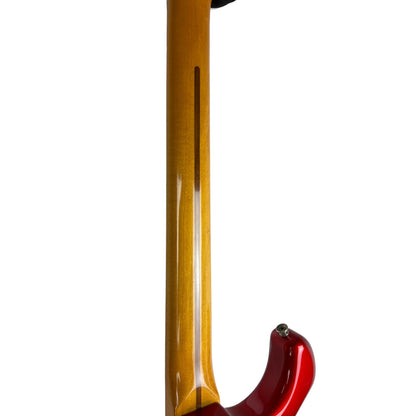 Fender Japan Stratocaster 1984-1987 - rojo manzana acaramelada