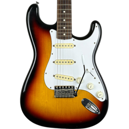 Fender Japan ST-STD Stratocaster 2014 - Degradado solar