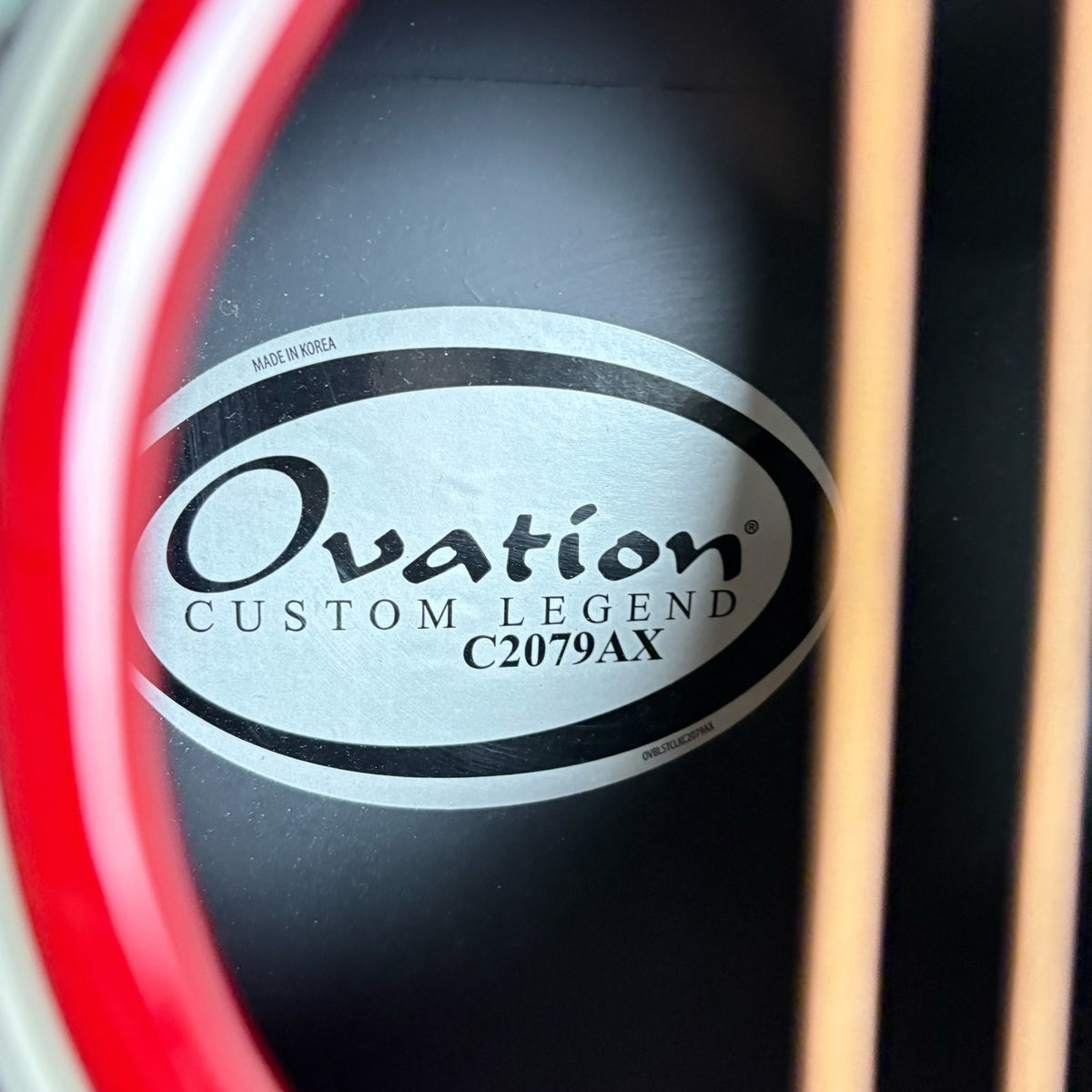 Ovation C2079AX Custom Legend - třešňový burst