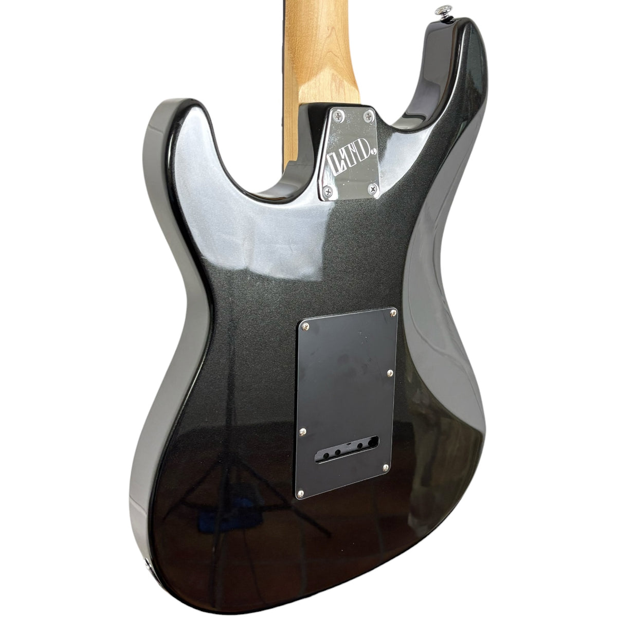 ESP LTD SN-1000 2016 - Černá