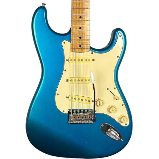 Fender Japan ST-43J Stratocaster 1993-1994 - Lake Placid Blue