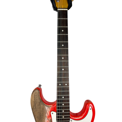 Raskaasti kulunut Relic Stratocaster - Fiesta-punainen