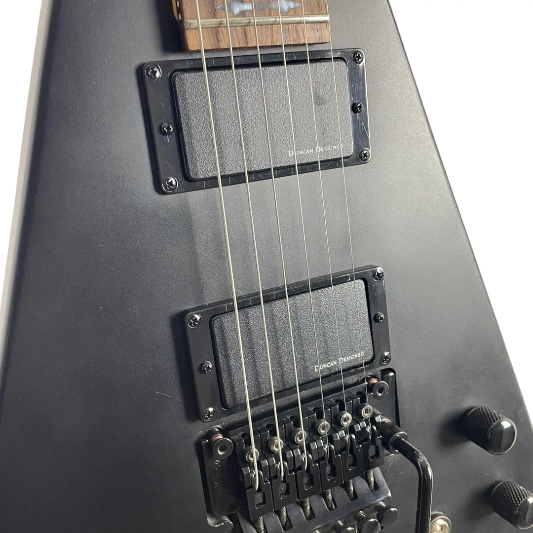 Schecter V-1 Custom FR 2009 matte black Schecter
