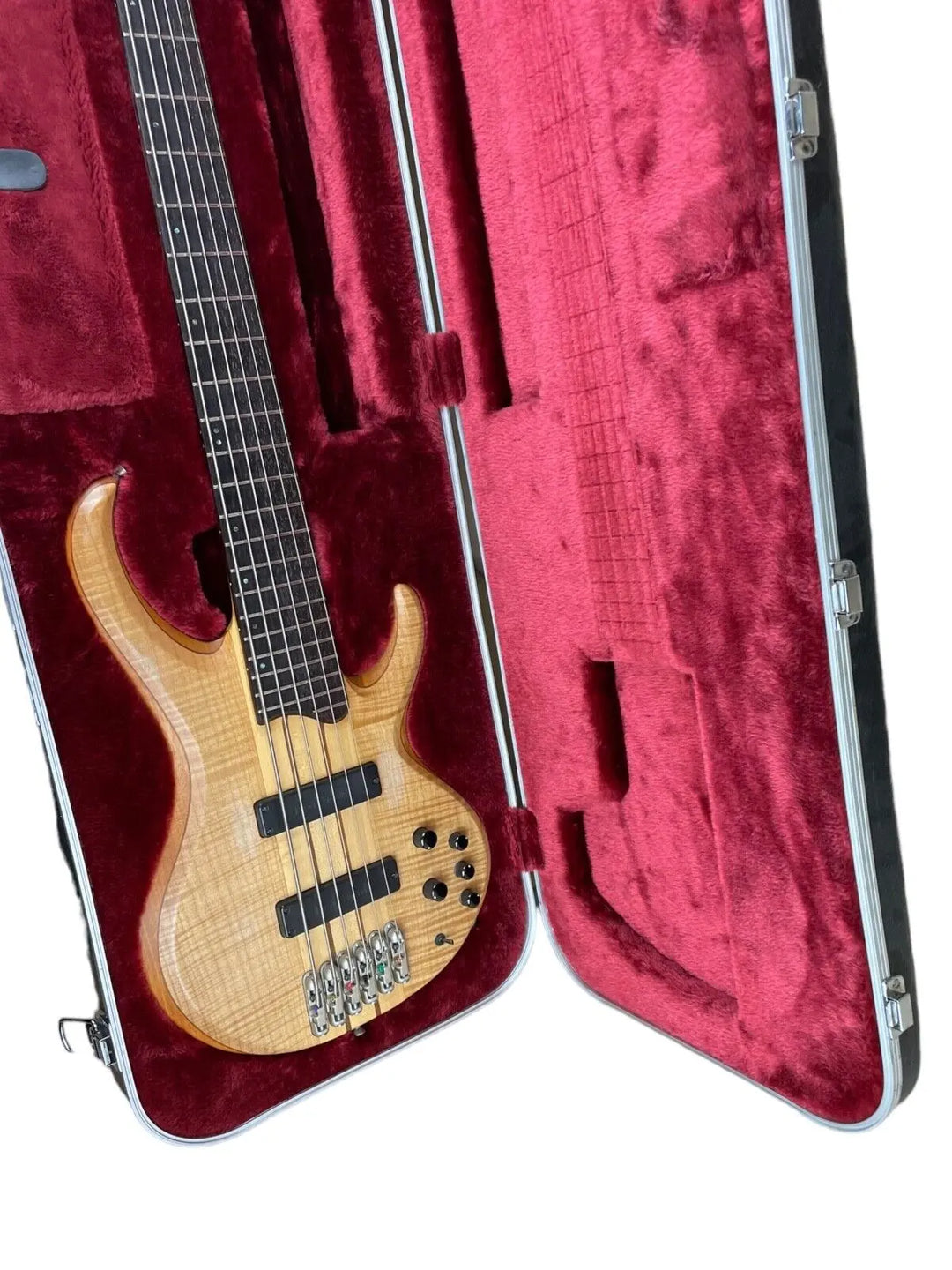 Ibanez Prestige BTB1206E Ibanez